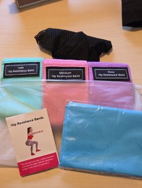 Hip Resistance Band Set Light/Medium/Heavy Bands with Blue Band & Carry Bag NWT